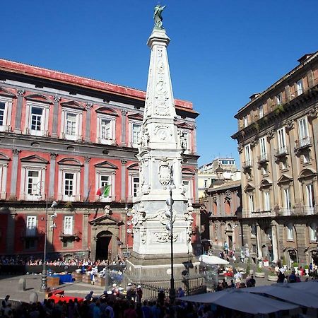 A Casa Del Principe Lt Acomodação com café da manhã Nápoles Exterior foto